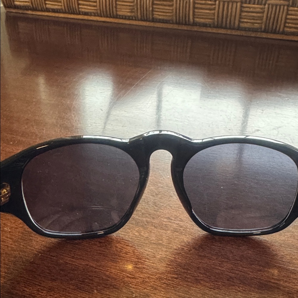 Chanel Vintage Sunglasses Black w/Silvertone Lens - Picture 8 of 14